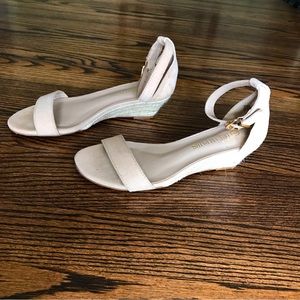 Dream Pairs size 5 beige espadrilles